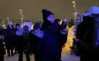 В новогоднюю ночь столица расцветает под звуки праздника и яркие огни фейерверков