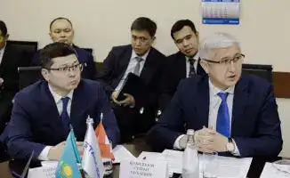 Депутаты Сената и представители профильных министерств ознакомились с производством пассажирских вагонов в Астане