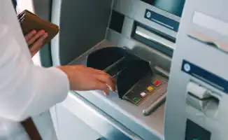 В Казахстане опровергли слухи о создании базы данных граждан, снимающих наличные в банкоматах