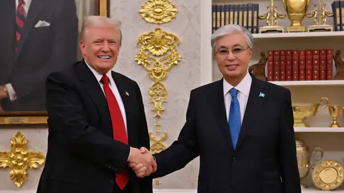 Трамп приглашает Токаева и Казахстан в новый Совет мира по Газе {city2}