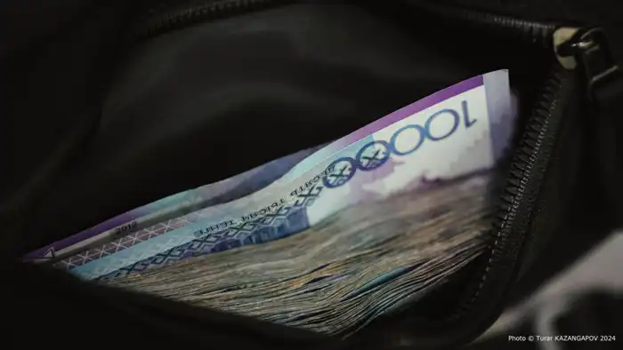 Суд Астаны закрыл 'кредитный кран': участникам мошеннической схемы вынесли приговор {city2}