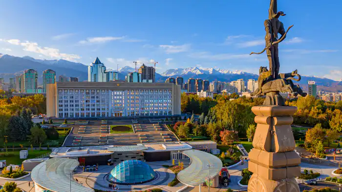 В Казахстане изменяются правила въезда для безвизовых иностранцев: теперь требуется предварительная регистрация {city2}