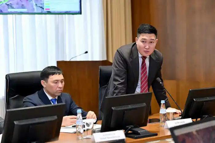 Обсуждены этапы реализации железнодорожного строительства «Аягоз–Бахты» (8)