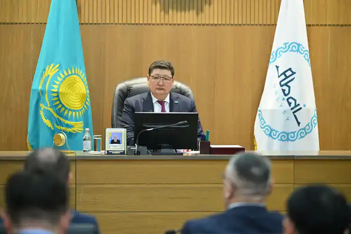 В области Абай обсудили перспективные инвестиционные проекты для развития региона {city2}