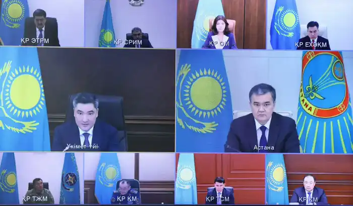 Премьер-министр Олжас Бектенов провел совещание с министрами и акимами по организации разъяснительной работы по проекту новой Конституции {city2}