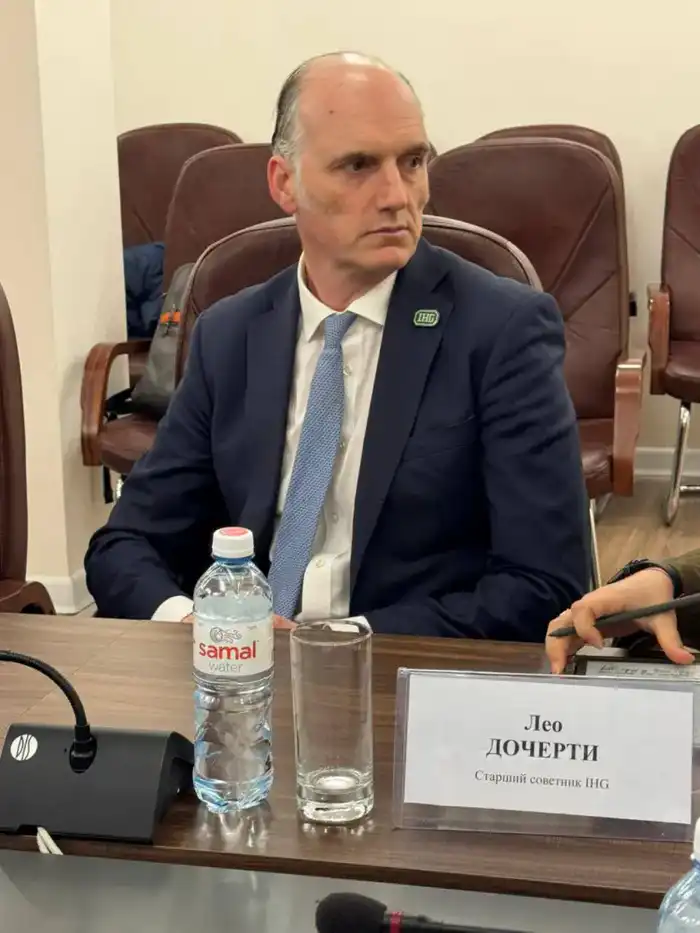 Обсуждение инициатив в здравоохранении: министр РК и посол Великобритании встретились для переговоров {city2}