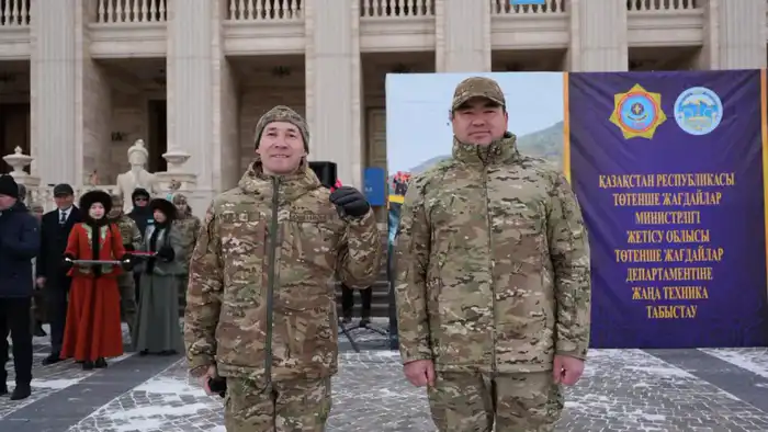 Глава МЧС вручил спасателям Жетісу современную технику (9)