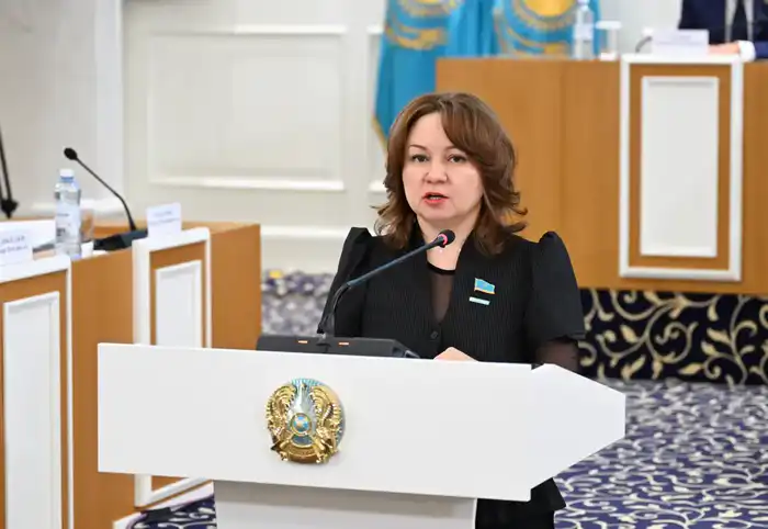 Переходные моменты Конституции: как не потеряться в политике? {city2}