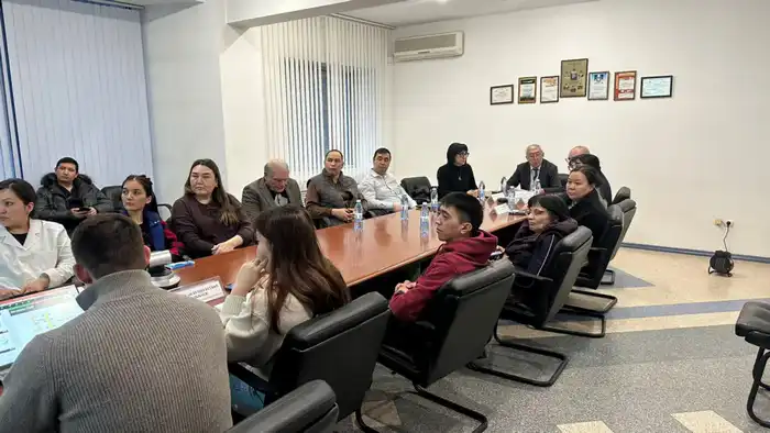 Казахстан отмечает Международный день женщин и девочек в науке, подчеркивая гендерное равенство в STEM {city2}