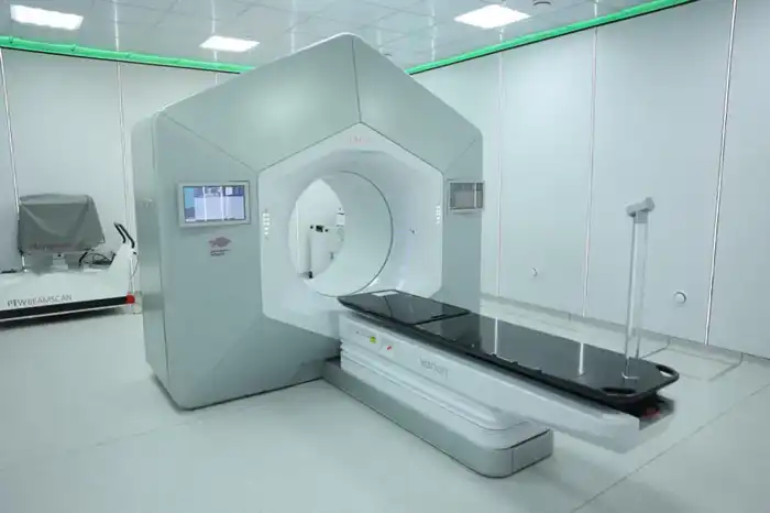 Введён в эксплуатацию линейный ускоритель Halcyon (9)