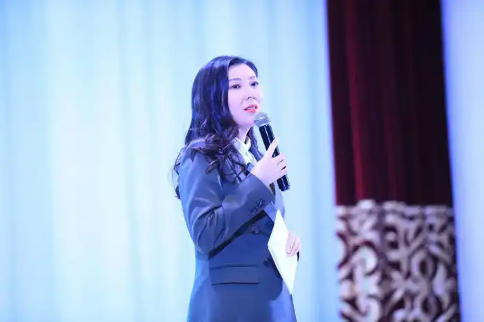 Новая Конституция поддерживает созидательность и инновации (5)