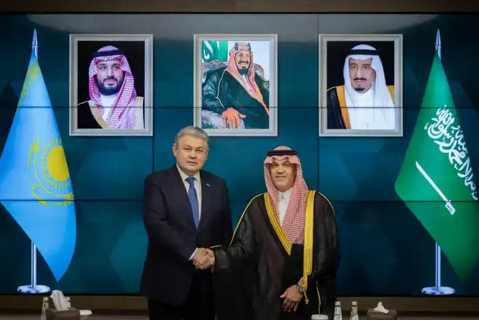 Казахстан и Саудовская Аравия объявили о намерении углубить двустороннее сотрудничество в сфере энергетики и инвестиций {city2}
