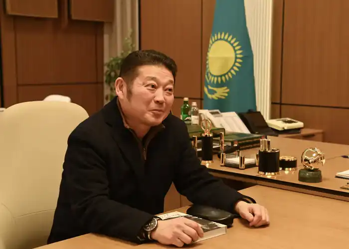 Аким Кызылорды встретился с режиссёром Абдрашовым {city2}