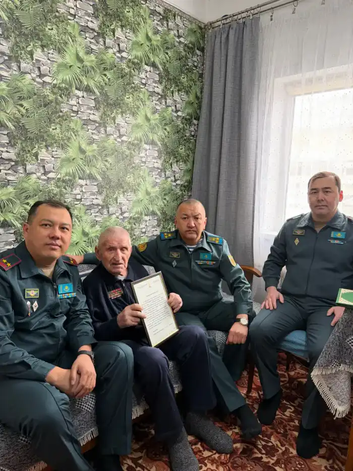 Ветеран Второй мировой войны Василий Григораш отметил 100-летие в Павлодаре {city2}