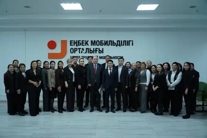 В Астане состоялась встреча, посвященная разъяснению конституционных реформ (2)