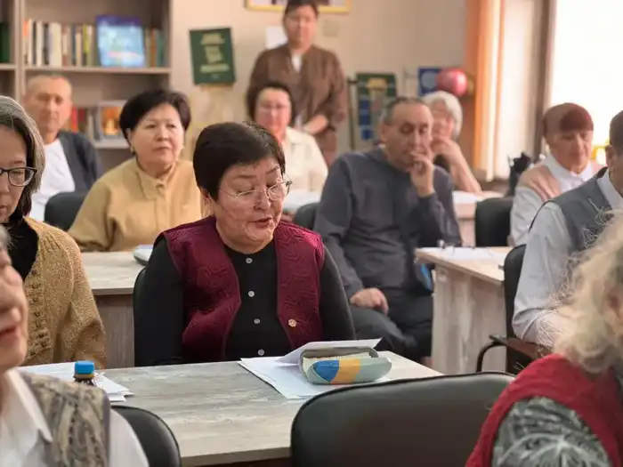 В Астане отметили 95-летие Мукагали Макатаева: обсуждение его влияния на казахскую культуру {city2}