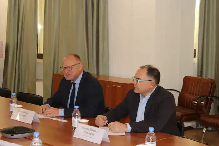 Обсуждение вопросов активного долголетия и демографических изменений на встрече с экспертами Всемирного банка {city2}