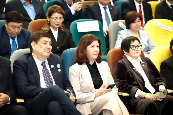 Новая концепция защиты прав детей в Казахстане {city2}