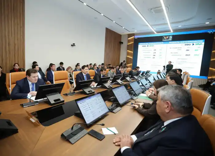 В акимате области рассмотрены вопросы социально-экономического развития региона (4)