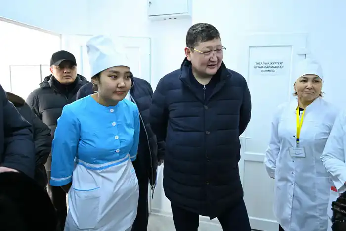 В Аксуатском районе в двух селах открылись медицинские пункты (4)