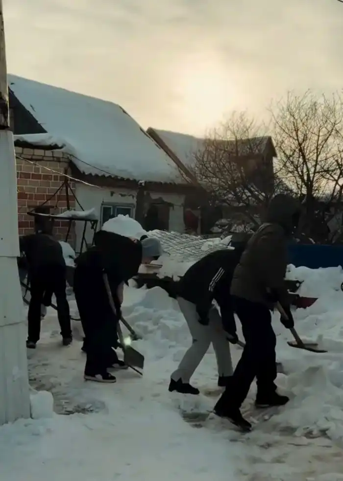 В Лисаковске прошла акция «Снежный десант» (3)