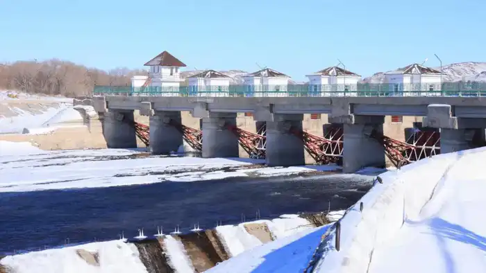 Усиление противопаводковых мер в Карагандинской области: предотвращение возможных последствий весенних наводнений {city2}