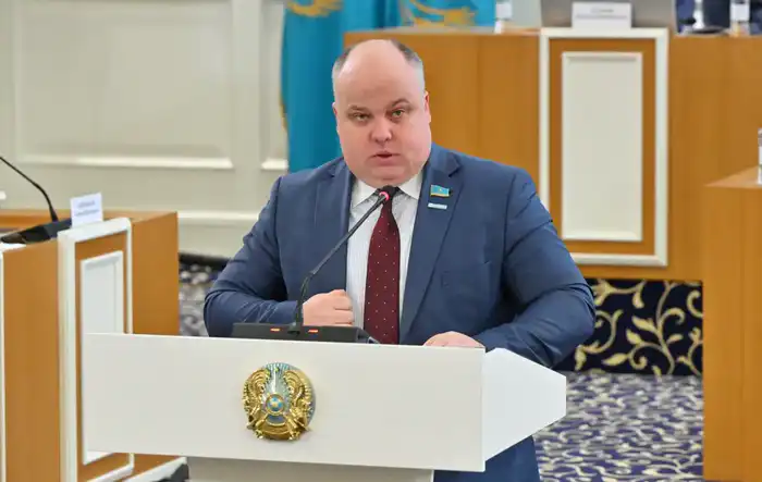 Новая Конституция: гарантии трудовых прав и ответственность государства за безопасность на рабочем месте {city2}