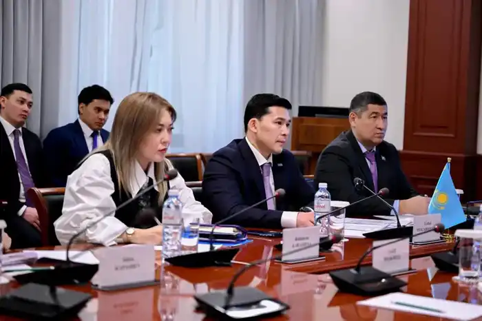 Углубление сотрудничества Казахстана и Грузии в туризме и спорте: новые перспективы для обеих стран {city2}