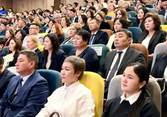 Модернизация системы технического и профессионального образования в Казахстане: новый этап для трудоустройства молодежи {city2}