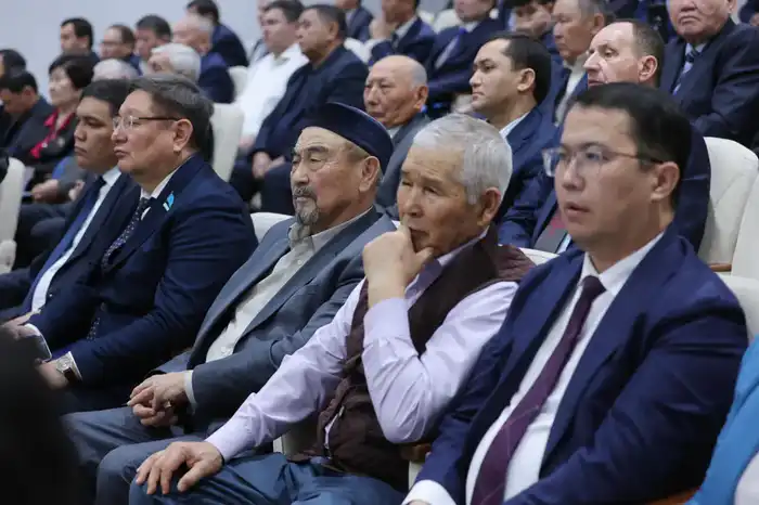 Конституционная реформа — фундамент долгосрочного развития страны (2)