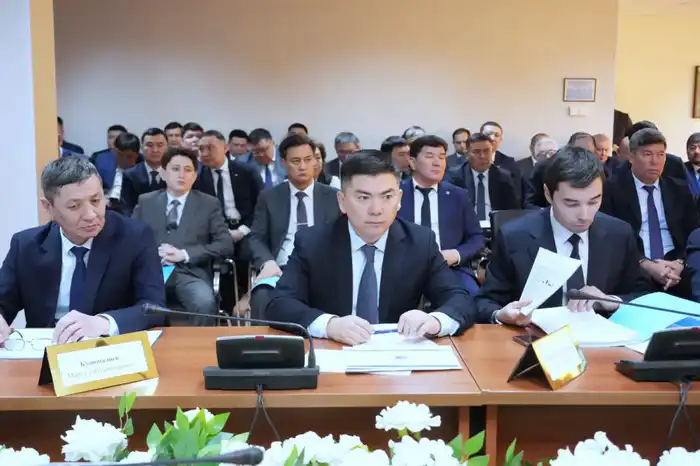 Дороги будущего: амбициозные планы автодорожной отрасли на 2026 год {city2}