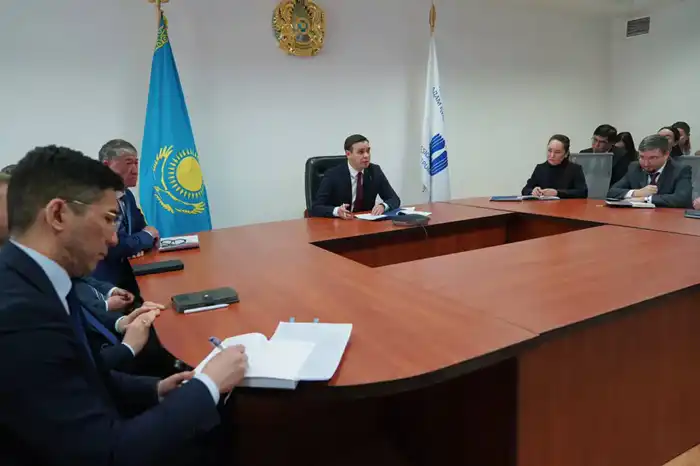 В национальном правозащитном центре обсудили проект новой Конституции (6)