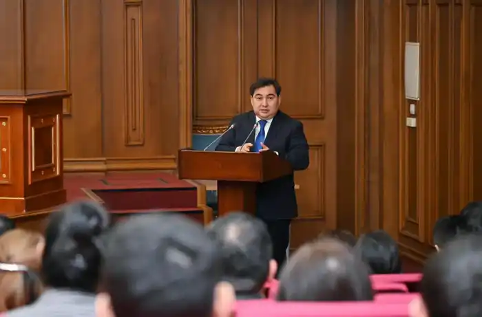 Обсуждение вопросов развития государственной службы в Министерстве науки и высшего образования {city2}