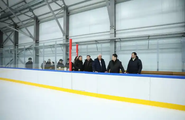 Нурдаулет Килыбай проверил строительство ледового дворца в Актау {city2}