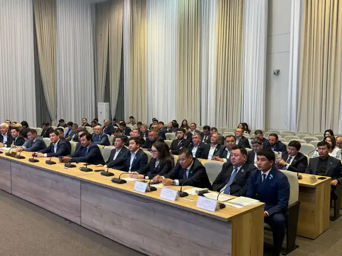 НА ОЧЕРЕДНОЙ ДВАДЦАТЬ ПЕРВОЙ СЕССИИ ТУРКЕСТАНСКОГО ОБЛАСТНОГО МАСЛИХАТА РАССМОТРЕНЫ ВАЖНЫЕ ВОПРОСЫ (2)