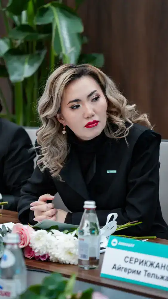 В Астане в Есильском районном филиале партии «AMANAT» создано женское крыло (5)