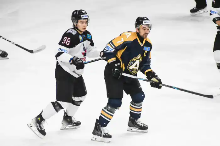 Хоккейный клуб «Алматы» одержал победу над «Актобе» и вышел в плей-офф PRO HOKEI LIGASY {city2}