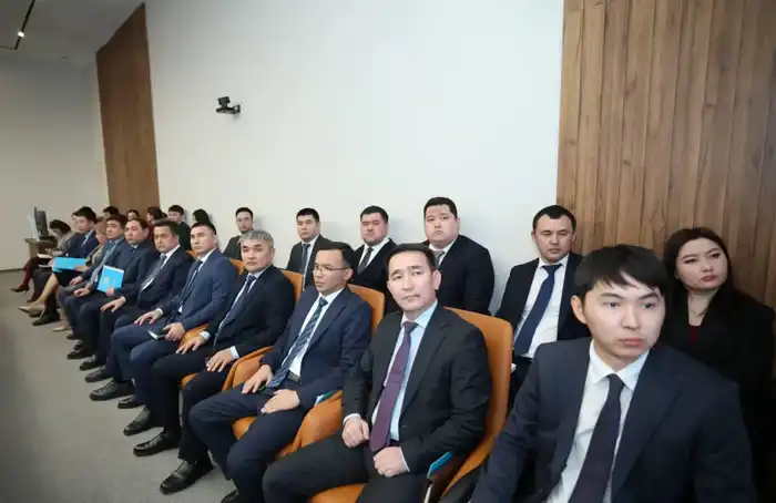 В акимате области рассмотрены вопросы социально-экономического развития региона (6)