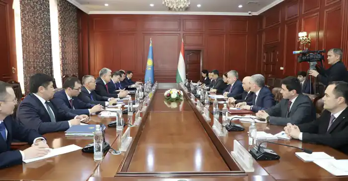 Душанбе: Казахстан и Таджикистан укрепляют диалог {city2}