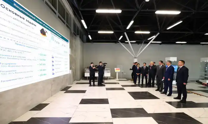 Олжас Бектенов проверил реализацию поручений Президента по укреплению энергобезопасности и развитию угольной генерации в Павлодарской области (3)