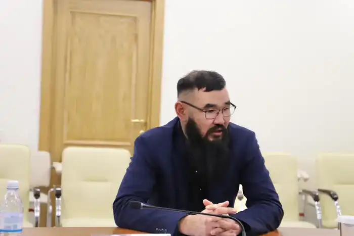 Министр труда РК обсудил с экспертами вопросы адаптации переселенцев в северные регионы и предложения по созданию Центра адаптации. {city2}