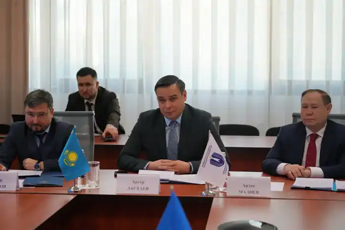 Сотрудничество омбудсмена и УВКБ ООН: новые возможности для защиты прав человека в Казахстане {city2}