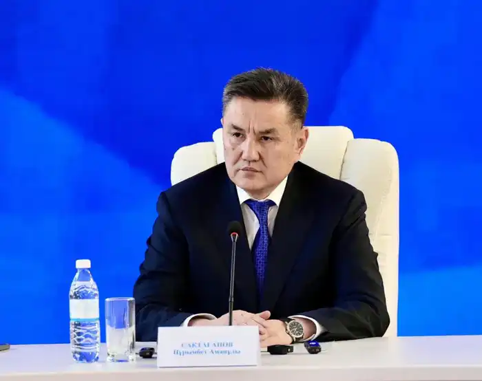 Молодёжный форум в Восточно-Казахстанской области: поддержка новой Конституции как шаг к гражданскому участию {city2}