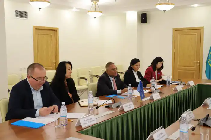 Ертаев обсудил сотрудничество с ЮНИСЕФ в Казахстане {city2}