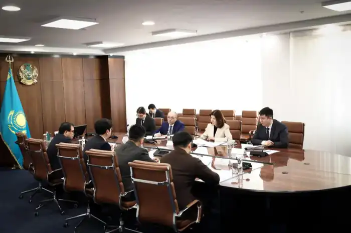 Обсуждение стратегий интеграции искусственного интеллекта в образование: шаг к инклюзивности и персонализации обучения в Казахстане {city2}