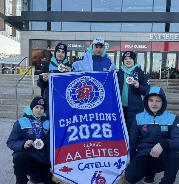 Карагандинские хоккеисты вместе с Astana Team взяли золото на международном турнире в Канаде (4)
