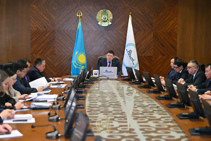 Обсуждены пути реализации поручений Президента (6)