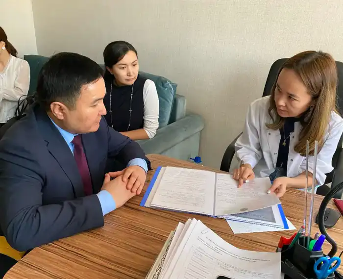 Представители правозащитного центра ознакомились с работой кризисных центров для жертв бытового насилия (3)