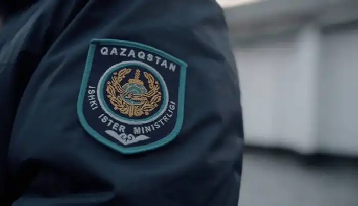 Полицейские провели встречу с более 300 школьниками в Кентау для обсуждения профилактики правонарушений и личной безопасности {city2}