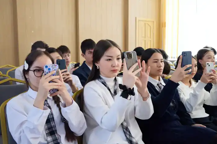 ИИ-агент для профориентации школьников в Костанайском университете {city2}